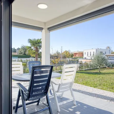 Adria 3 By Guide Appartement *